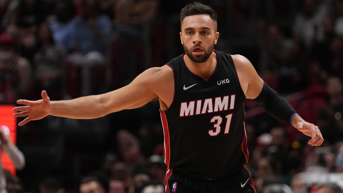Miami Heat guard Max Strus (31) reacts after scoring against the Chicago Bulls during the first half at FTX Arena.